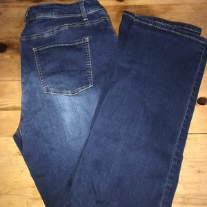 Maurice’s curvy jeans: size 16 regular